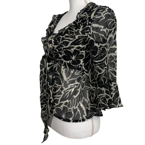 VERSATILE THREAD / Black & Cream Sheer Ruffle Front Tie Blouse - Picture 7 of 11